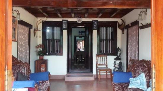Sardar Bahadur'S Heritage Bungalow Estate Stay Napoklu Exterior foto